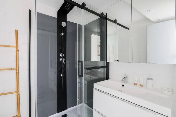 Appartement Sur L'Ilot De St Martin Au Centre Du Port Vue Exceptionnelle ! à Saint-Martin-de-Ré Extérieur photo